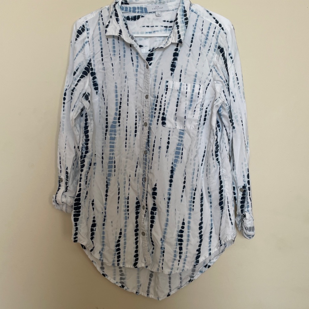 New Directions White and Navy Button Down‎ Shirt